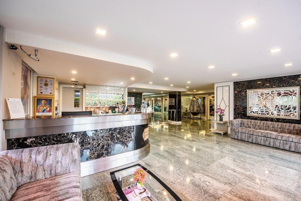 Roseate Ratchada Aparthotel Bangkok Bagian luar foto