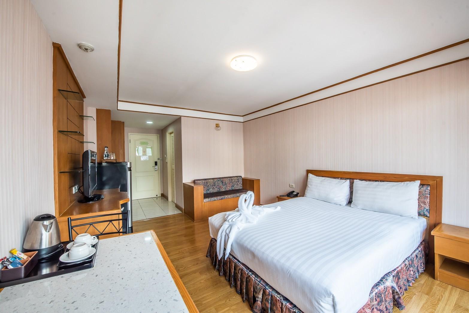 Roseate Ratchada Aparthotel Bangkok Bagian luar foto