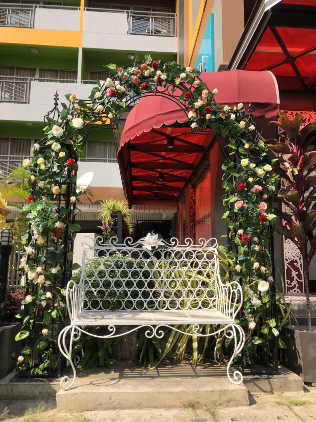 Roseate Ratchada Aparthotel Bangkok Bagian luar foto