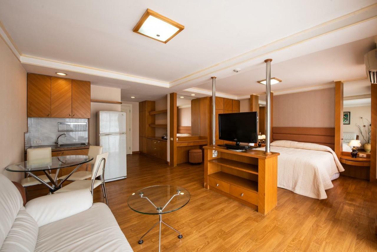 Roseate Ratchada Aparthotel Bangkok Bagian luar foto