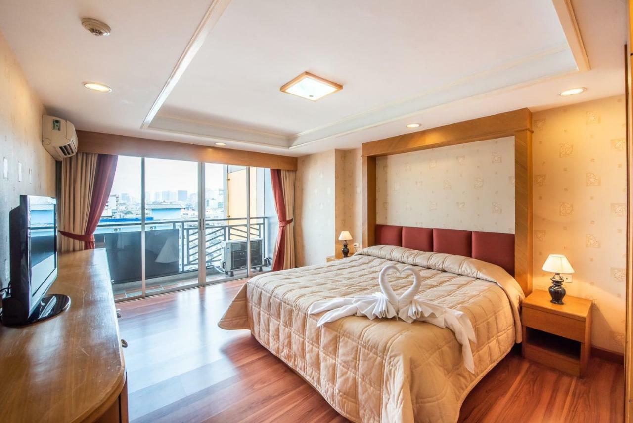 Roseate Ratchada Aparthotel Bangkok Bagian luar foto