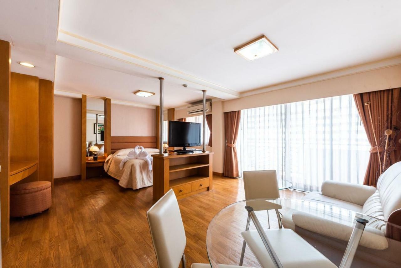 Roseate Ratchada Aparthotel Bangkok Bagian luar foto