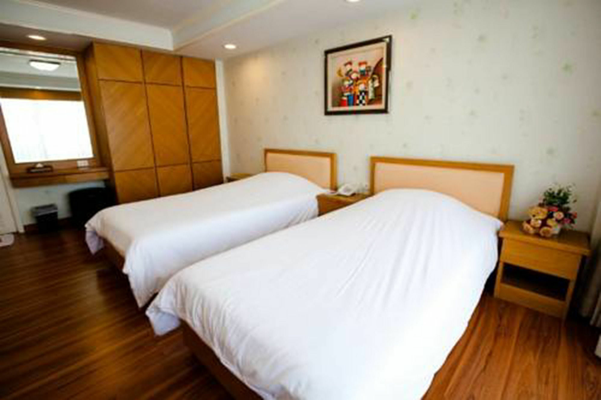 Roseate Ratchada Aparthotel Bangkok Bagian luar foto